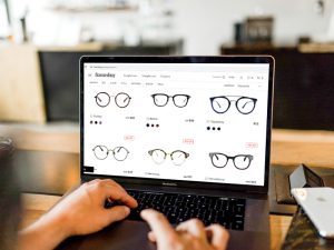 buying glasses online